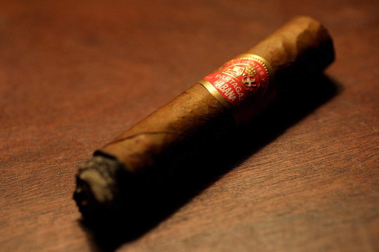 Two Weeks To Go and Mrs Grumble Baffles Me 1 Cuban Cigars