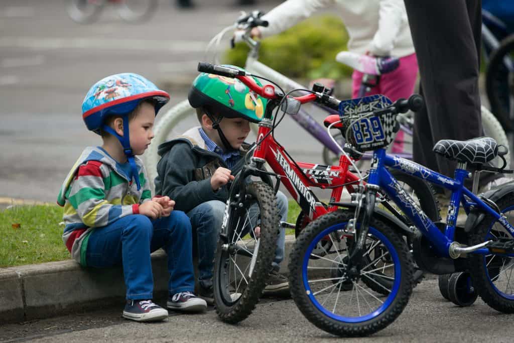 Are Parents to Blame for Childhood Obesity? 3 Are Parents to Blame for Childhood Obesity?