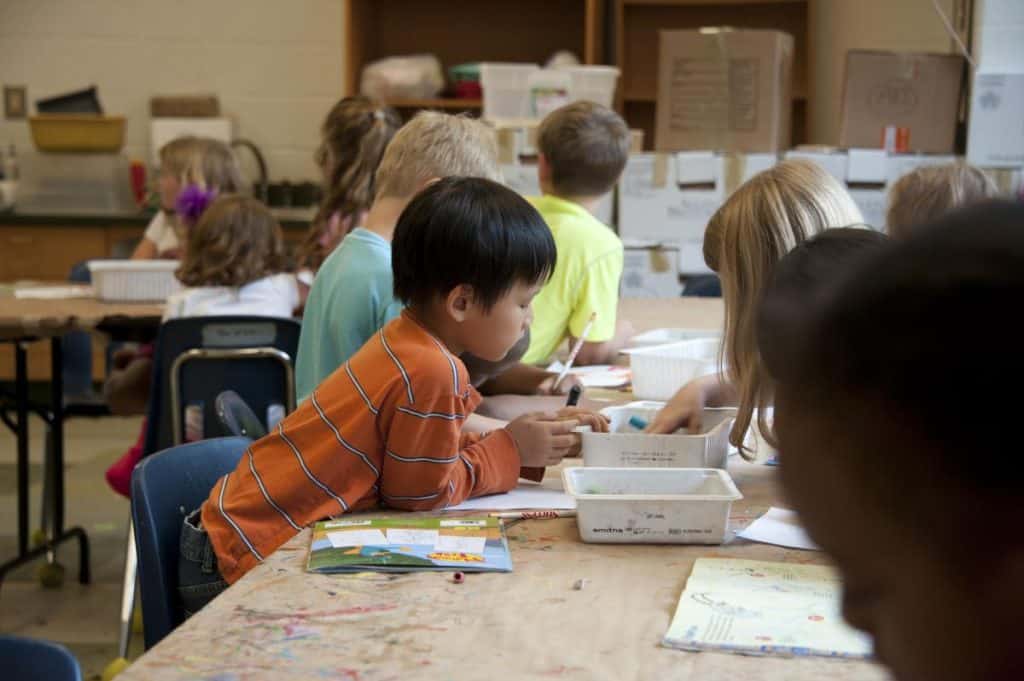 What Should Parents do to Boost Children's Early Year Education? 1 What Should Parents do to Boost Children's Early Year Education? 1